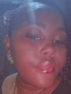 Kimberley's profile, a single 26-year-old a woman in Douala