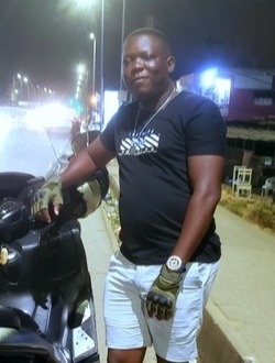 Aimé's profile, a single 40-year-old a man in Bingerville