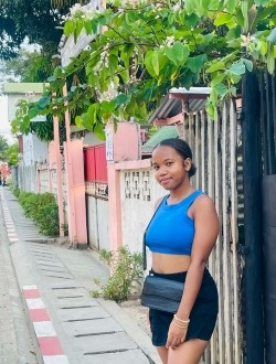 Nayla's profile, a single 18-year-old a woman in Sambava