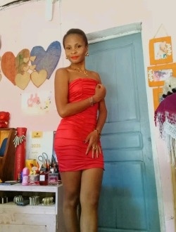 Thina's profile, a single 33-year-old a woman in Toamasina