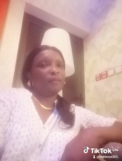 Bertty's profile, a single 43-year-old a woman in Pointe-Noire