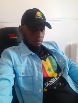 Bathie's profile, a single 40-year-old a man in Les Pavillons-sous-Bois