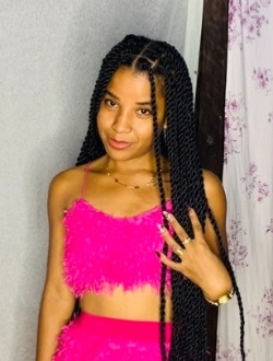 Djuvianah's profile, a single 19-year-old a woman in Antalaha