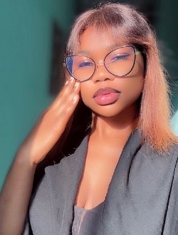 Annie's profile, a single 22-year-old a woman in Yaoundé