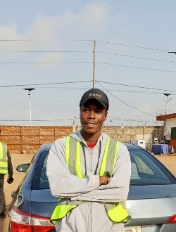 Igor's profile, a single 32-year-old a man in Lomé