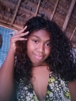 Enisca's profile, a single 26-year-old a woman in Sambava