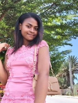 Marie's profile, a single 24-year-old a woman in 1ER Arrondissement