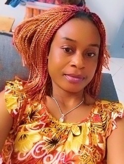 Sylvie's profile, a single 36-year-old a woman in Basa