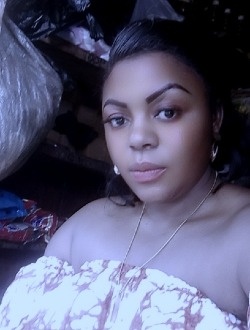 Ange's profile, a single 42-year-old a woman in Yaoundé