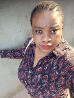 Viviane Paulette's profile, a single 33-year-old a woman in Yaoundé