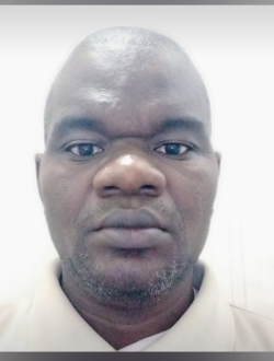 Herdis's profile, a single 42-year-old a man in Libreville