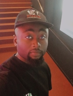 Morel's profile, a single 32-year-old a man in Abidjan