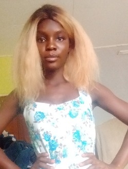 Viviane's profile, a single 25-year-old a woman in Yamoussoukro