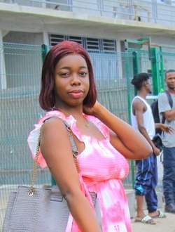 Latifa's profile, a single 29-year-old a woman in Libreville