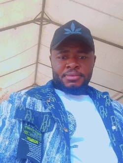 Urbain's profile, a single 35-year-old a man in Petit Abidjan-Youkou