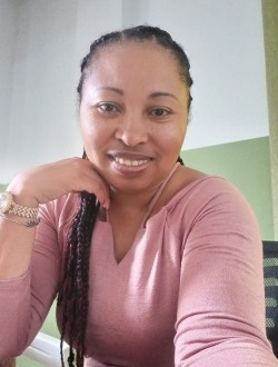 Destinat Frantsuska's profile, a single 37-year-old a woman in Ankatso