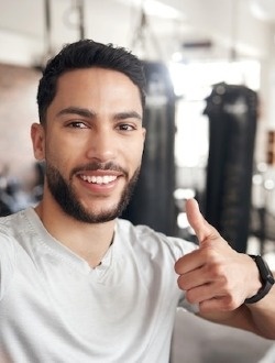 Felipe's profile, a single 33-year-old a man in La Habana