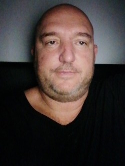 Perfil de Francis, un hombre soltero(a) de 18 años en Málaga