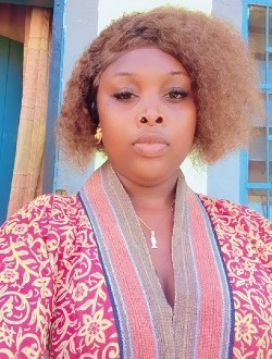 Aïcha's profile, a single 29-year-old a woman in Abang