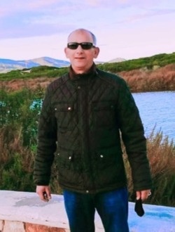 Zayd's profile, a single 45-year-old a man in Rabat