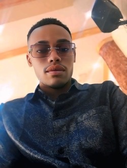 Honove's profile, a single 23-year-old a man in Kinshasa