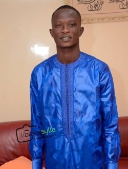 Leza's profile, a single 32-year-old a man in Dakar