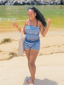 Naomi's profile, a single 28-year-old a woman in Antalaha