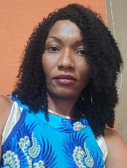 Atta's profile, a single 45-year-old a woman in Abidjan