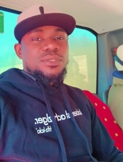 Etie's profile, a single 33-year-old a man in Achet