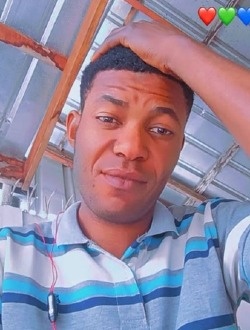 Ephraim's profile, a single 31-year-old a man in Brazzaville