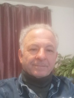 Silio's profile, a single 64-year-old a man in Gap