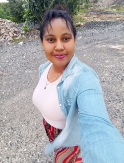 Melina's profile, a single 27-year-old a woman in Toamasina