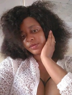 Laeticia's profile, a single 27-year-old a woman in Douala