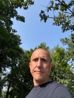 Mickael's profile, a single 39-year-old a man in Marche-En-Famenne