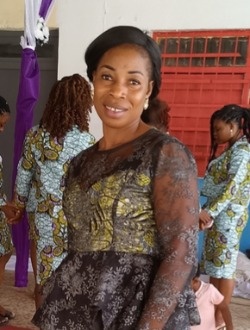 Thérèse's profile, a single 41-year-old a woman in Abidjan