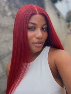 Valentine's profile, a single 25-year-old a woman in Yopougon