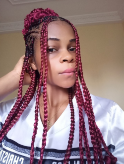 Margui's profile, a single 32-year-old a woman in Yaoundé