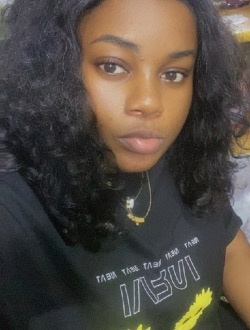 Blanche's profile, a single 29-year-old a woman in Douala