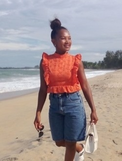 Estania's profile, a single 36-year-old a woman in Sambava