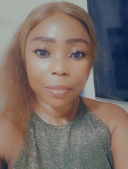 Rolande's profile, a single 46-year-old a woman in Abidjan