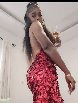 Coreille's profile, a single 32-year-old a woman in Abidjan