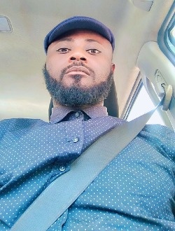 Charlis's profile, a single 38-year-old a man in Abidjan