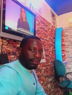 Damél's profile, a single 38-year-old a man in Dakar