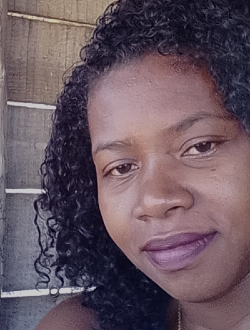 Mariana's profile, a single 28-year-old a woman in Antalaha