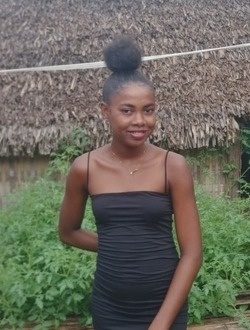 Angelinah's profile, a single 21-year-old a woman in Sambava