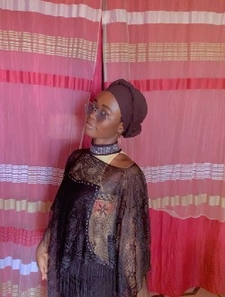 Samira's profile, a single 22-year-old a woman in Douala