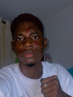 Yann's profile, a single 21-year-old a man in Koumassi