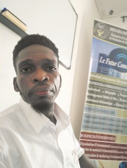 Ken's profile, a single 33-year-old a man in Douala