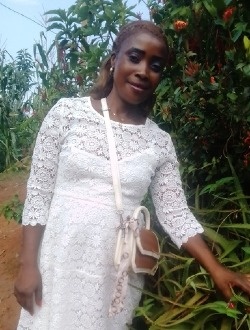Aimée's profile, a single 41-year-old a woman in Douala