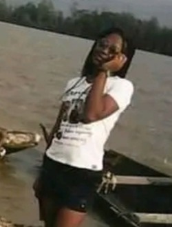 Elvira's profile, a single 29-year-old a woman in Yassa